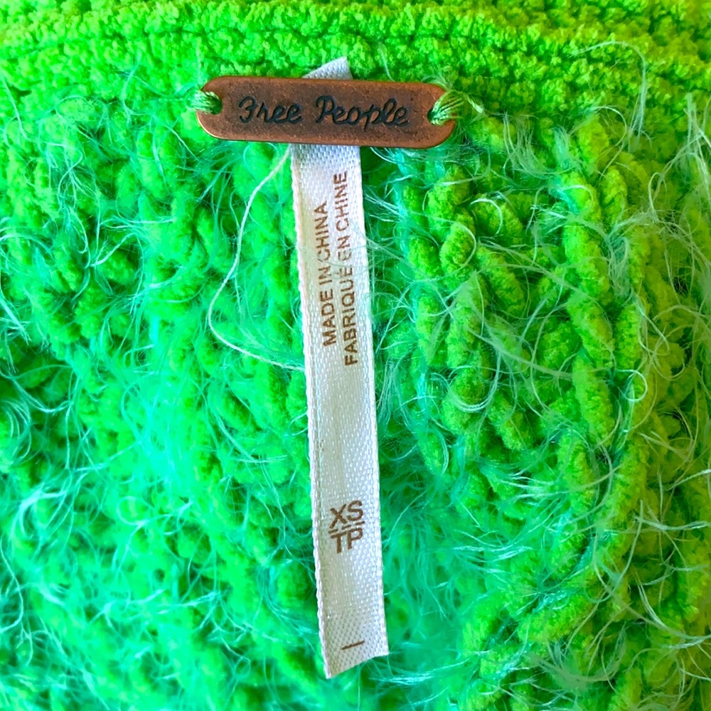 Free People Oversized sweater, Neon Green 🍏💚🌿